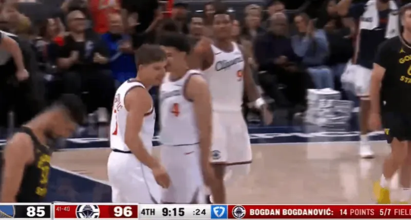 开云权威入口-波格丹命中本场第四记三分，快船再次领先勇士到两位数分差